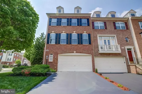 12566 ROYAL WOLF PL, Fairfax, VA 22030