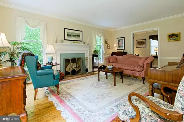 Clifton, VA 20124,6800 PARADISE SPRING CT