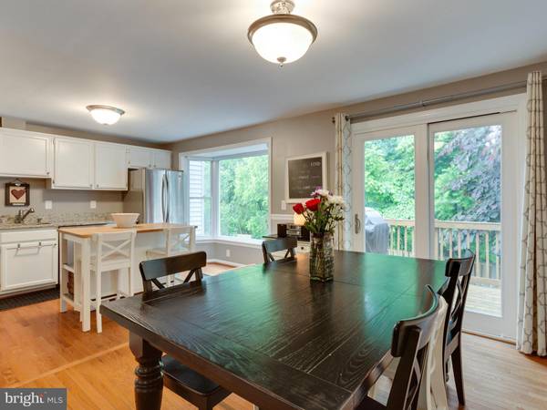 Alexandria, VA 22315,6551 COACHLEIGH WAY