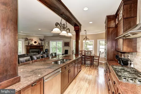 Mclean, VA 22101,1530 FOREST VILLA LN