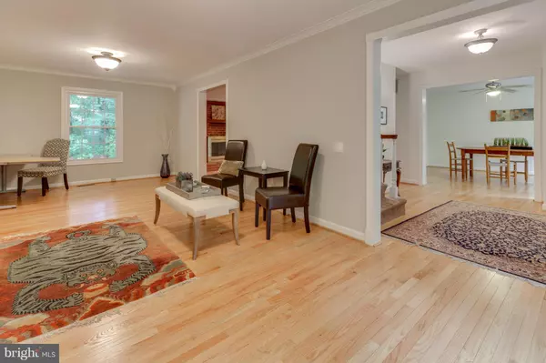 Burke, VA 22015,10836 BURR OAK WAY