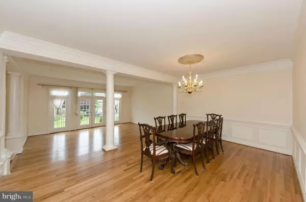 Vienna, VA 22182,1850 BRENTHILL WAY