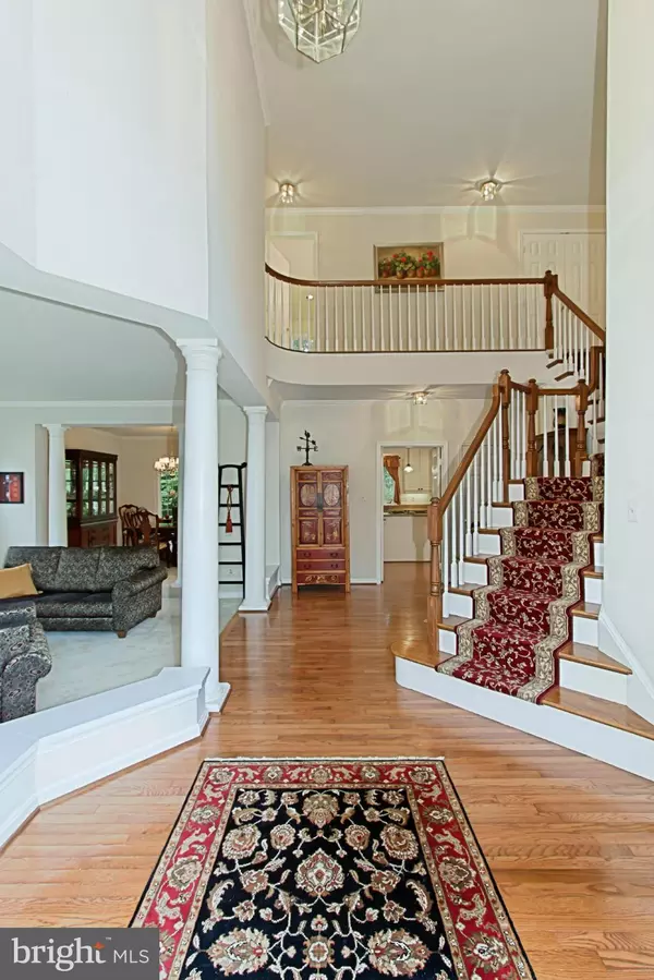 Springfield, VA 22153,8127 RIDGE CREEK WAY