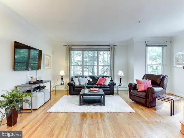 Mclean, VA 22101,1328 LAWSON LN