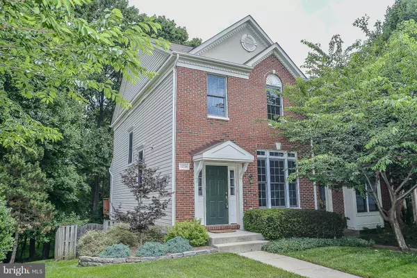 11738 VALLEY RIDGE CIR, Fairfax, VA 22033