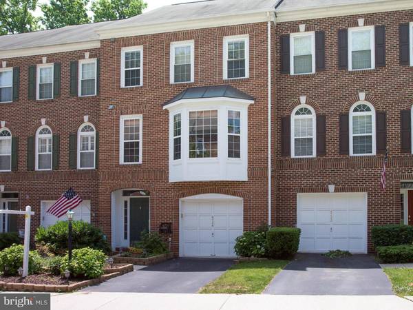 4724 BIDEFORD SQ, Fairfax, VA 22030