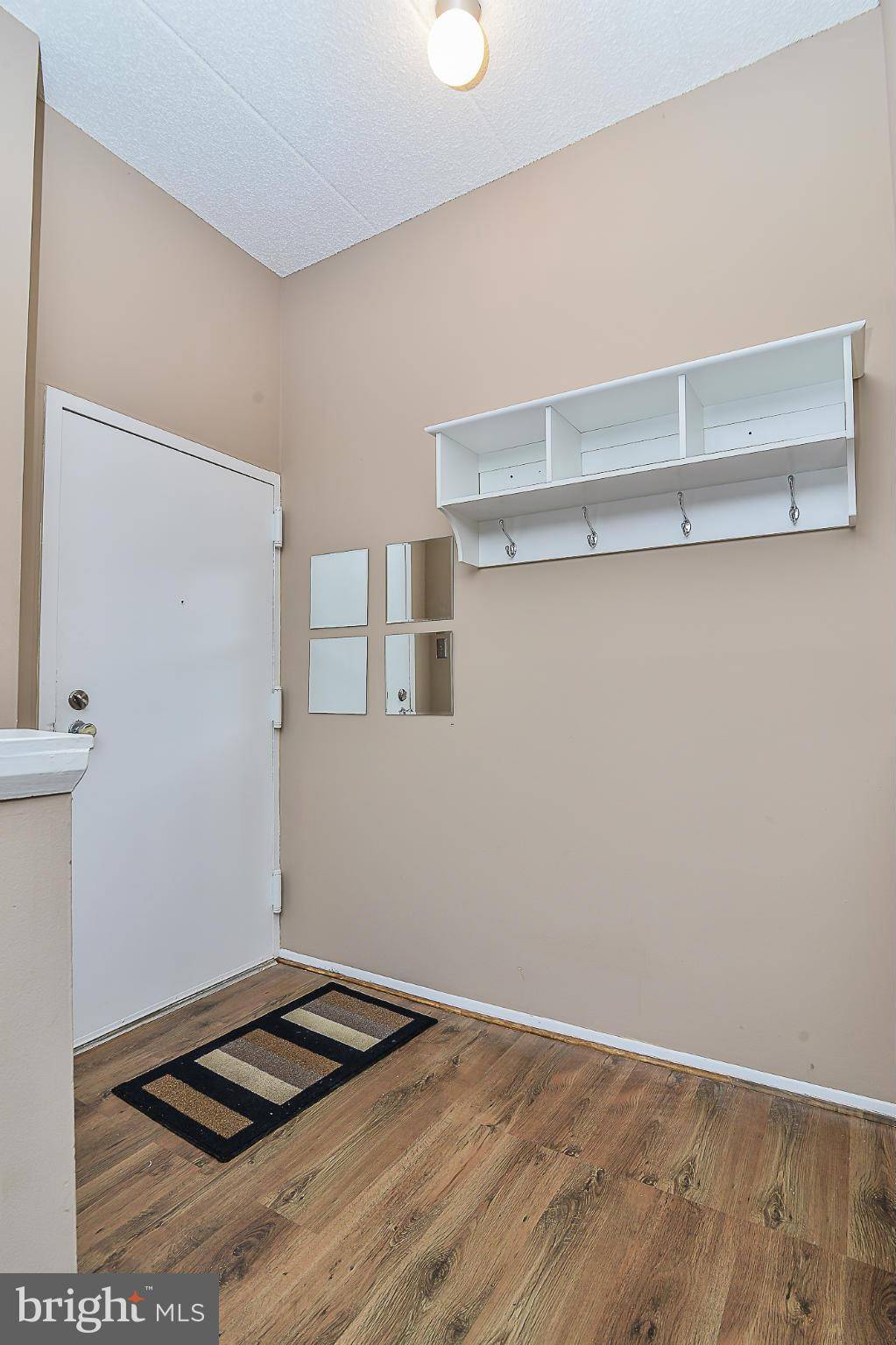 Reston, VA 20191,11620 IVYSTONE CT #101