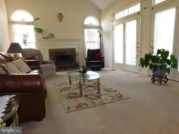 Clifton, VA 20124,6213 SPRINGSTONE PL