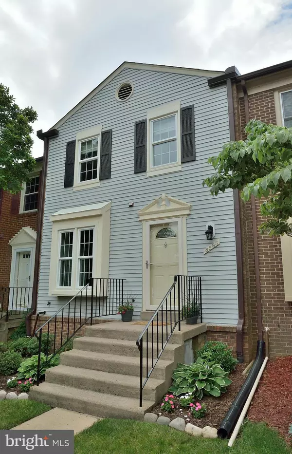 8583 DELLWAY LN, Vienna, VA 22180