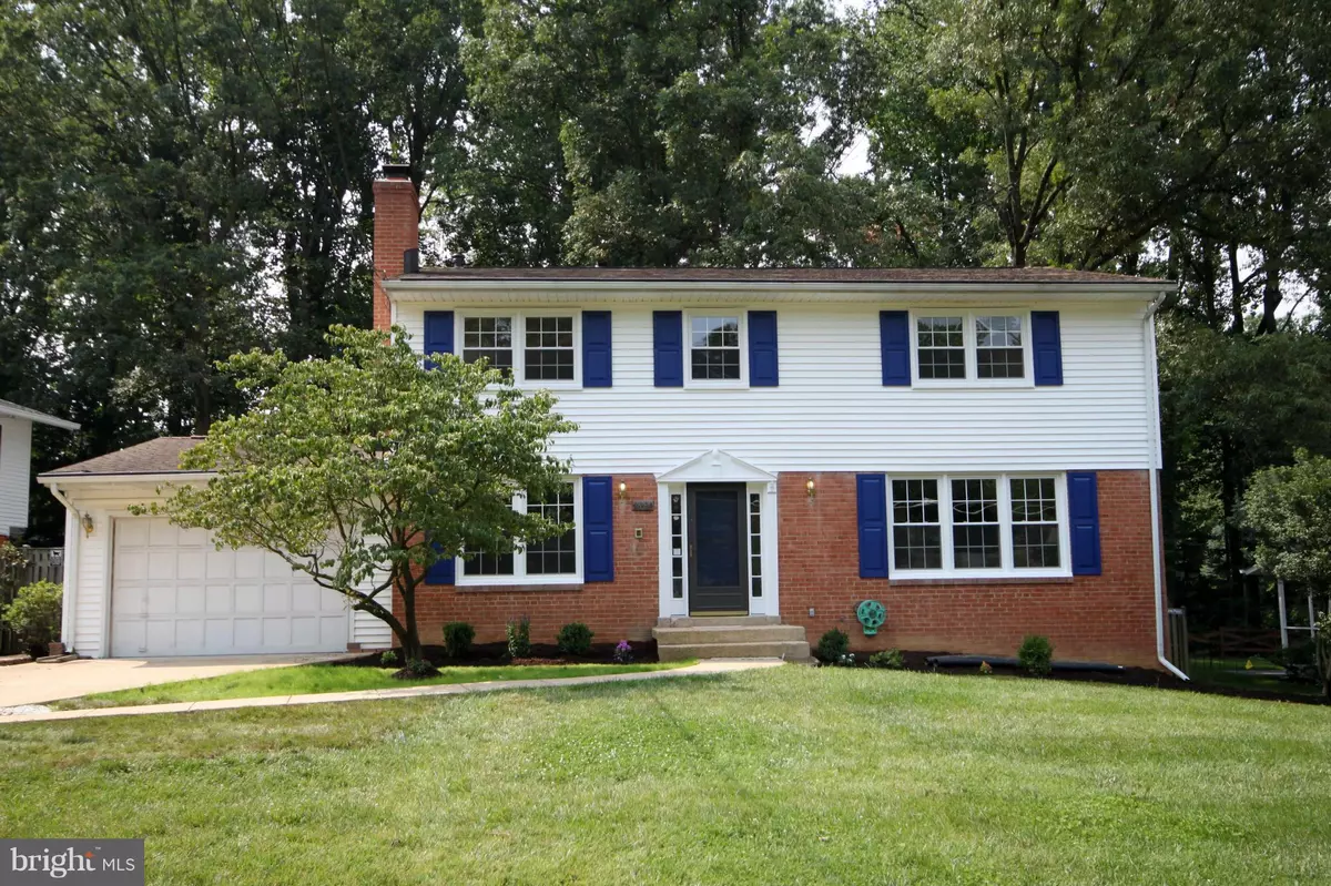 Vienna, VA 22180,2421 HOLT ST