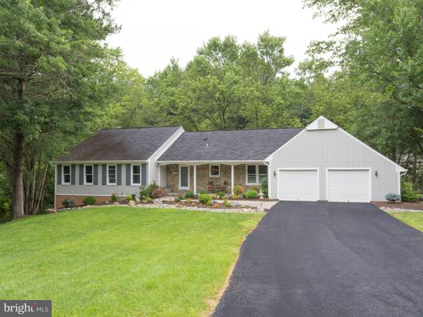 Great Falls, VA 22066,1216 TROTTING HORSE LN