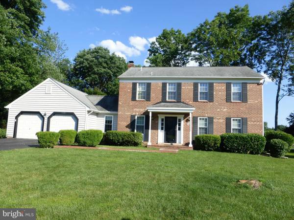 15203 HONSENA DR, Centreville, VA 20120