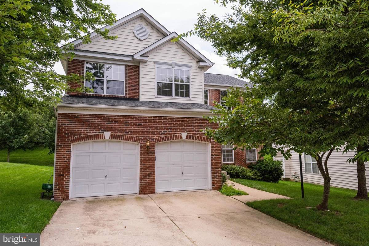 Chantilly, VA 20151,14047 WALNEY VILLAGE CT