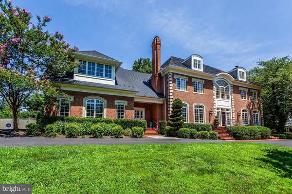 6534 SOTHORON RD, Mclean, VA 22101