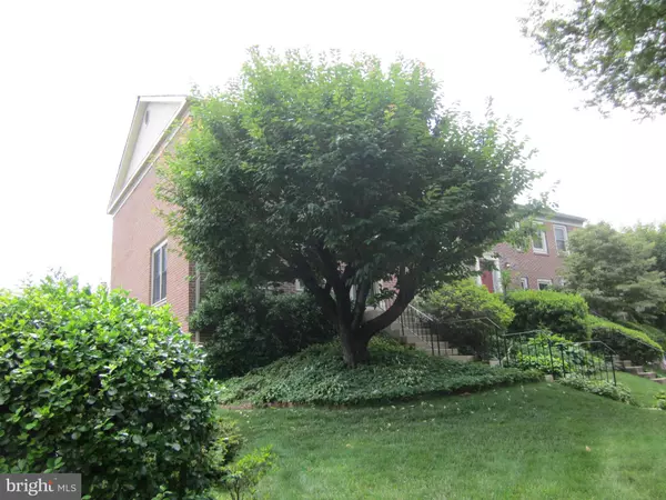 Falls Church, VA 22043,2298 IDYLWOOD STATION LN