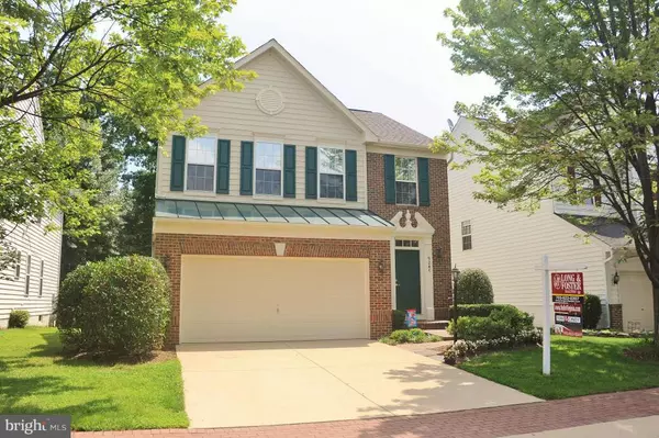 9247 OLD BEECH CT, Lorton, VA 22079