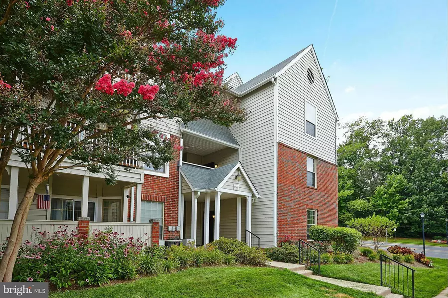 12165 PENDERVIEW TER #1027, Fairfax, VA 22033