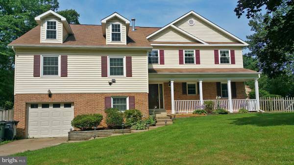 4296 COUNTRY SQUIRE LN, Fairfax, VA 22032