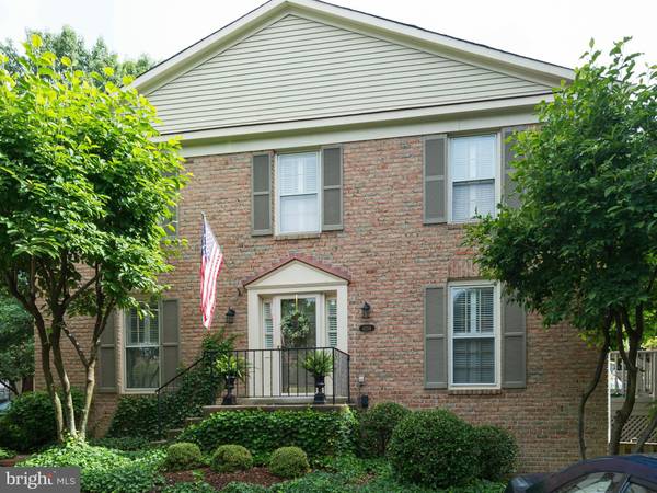 6558 BERMUDA GREEN CT, Alexandria, VA 22312