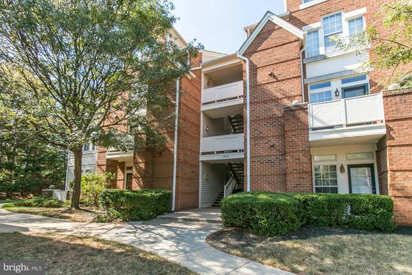 6934 ELLINGHAM CIR #114, Alexandria, VA 22315