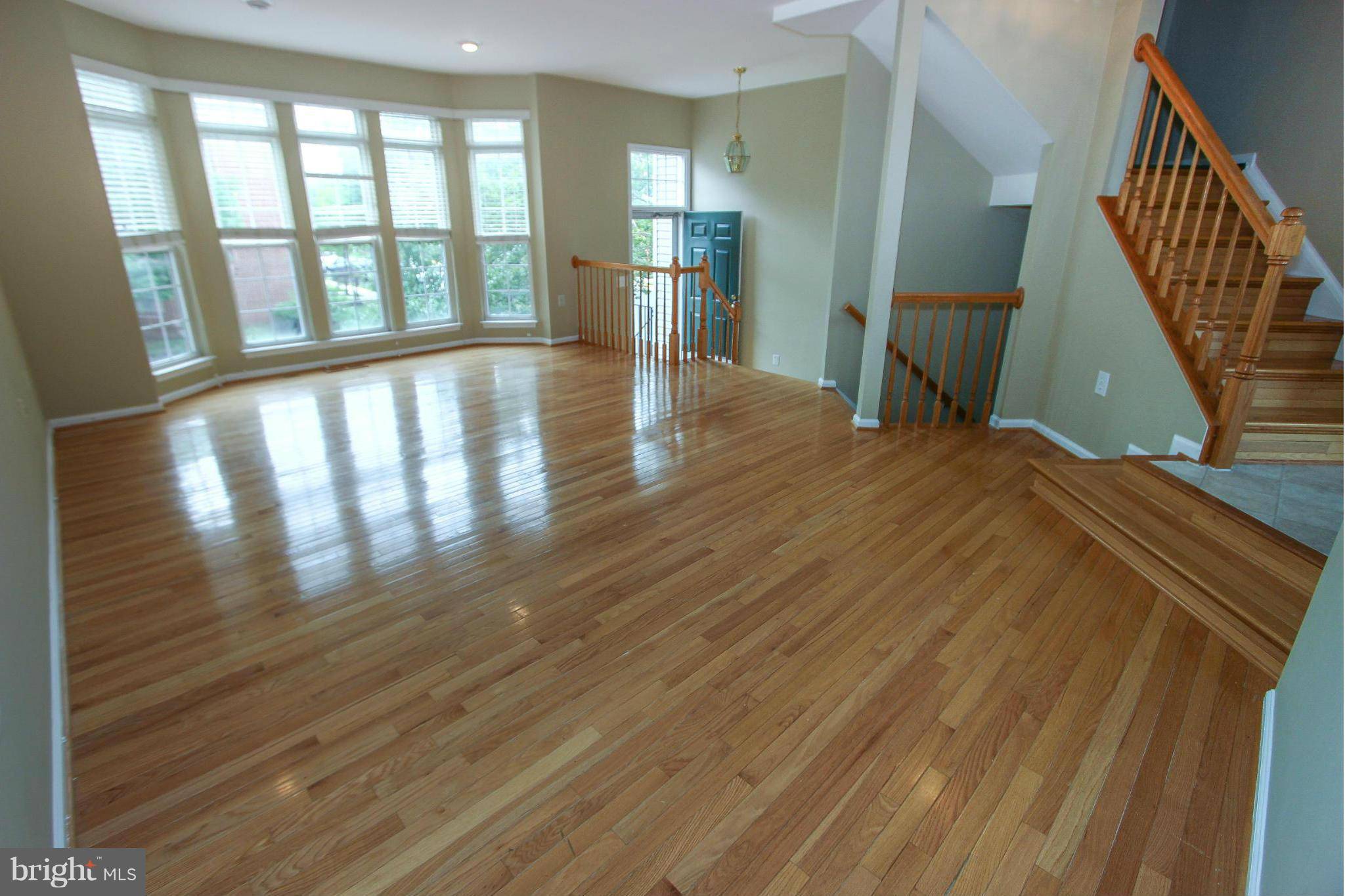 Centreville, VA 20120,14702 DEER LAKE CT