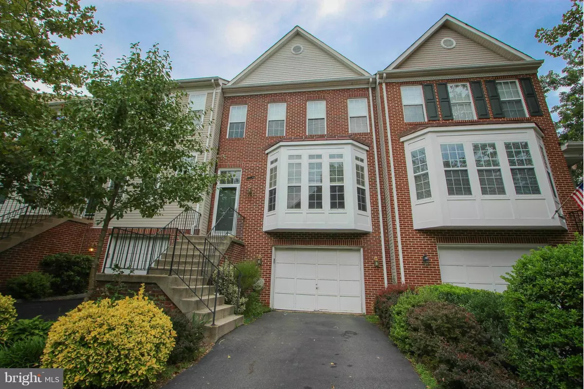 Centreville, VA 20120,14702 DEER LAKE CT