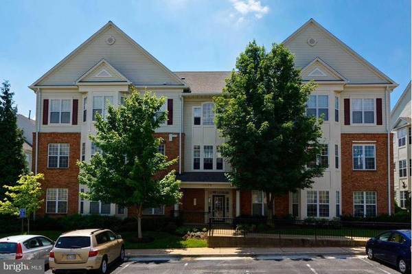 6475 CHEYENNE DR #204, Alexandria, VA 22312