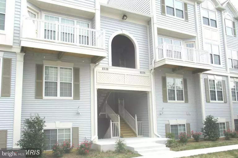 Lorton, VA 22079,8228 CATBIRD CIR #301