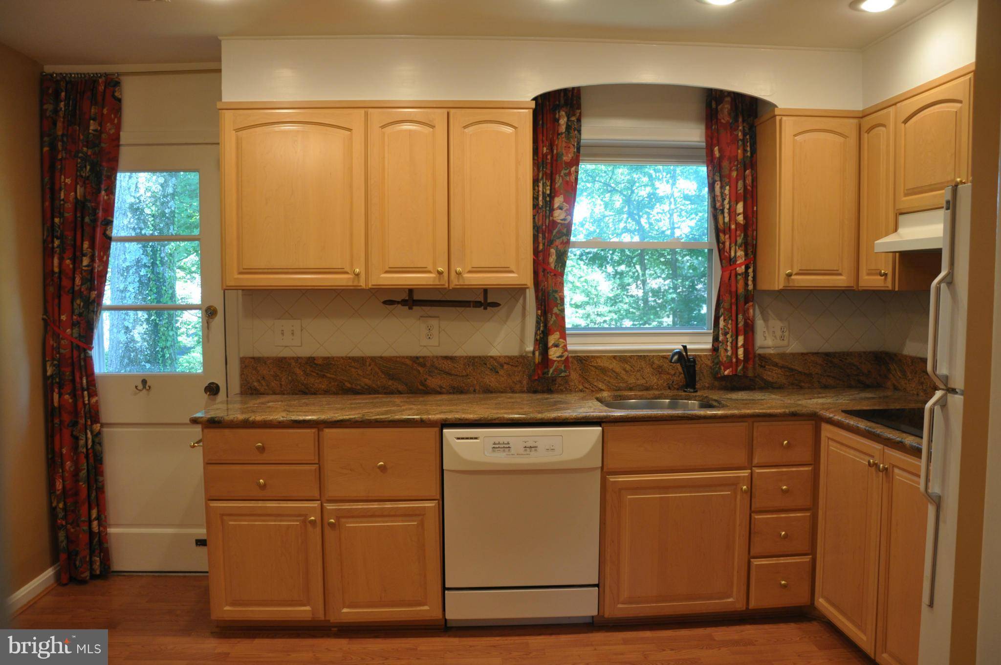 Fairfax, VA 22031,8816 SOUTHWICK ST