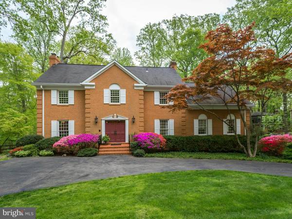 7032 ARBOR LN, Mclean, VA 22101