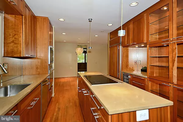 Mclean, VA 22101,6507 SMOOT DR