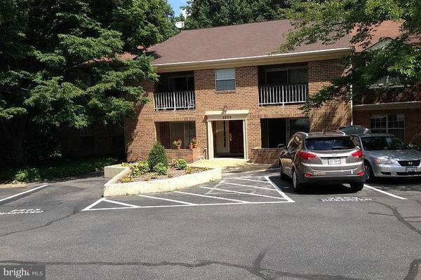 5825 COVE LANDING RD #204, Burke, VA 22015