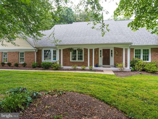 6500 HEATHER BROOK CT, Mclean, VA 22101