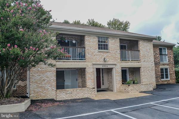 5906 COVE LANDING RD #304, Burke, VA 22015