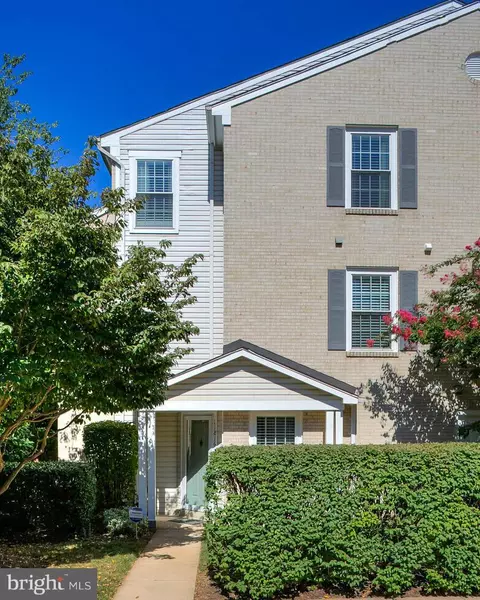 11816 ROCKAWAY LN #26, Fairfax, VA 22030