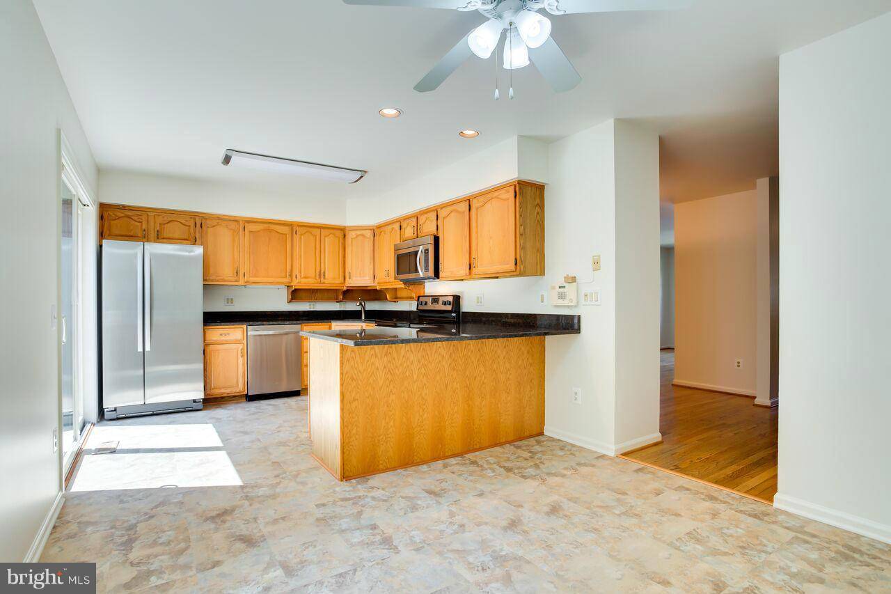 Springfield, VA 22153,8903 GRANDSTAFF CT