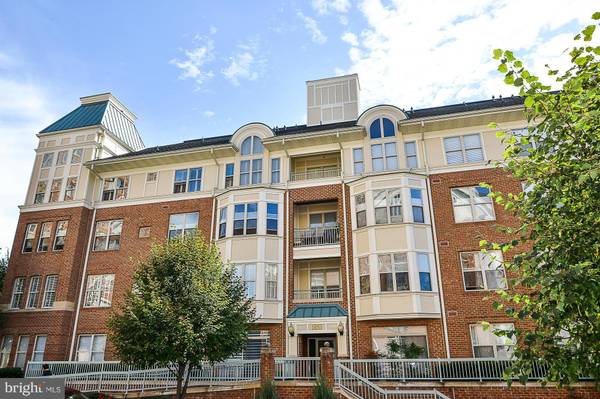 1855 STRATFORD PARK PL #203, Reston, VA 20190