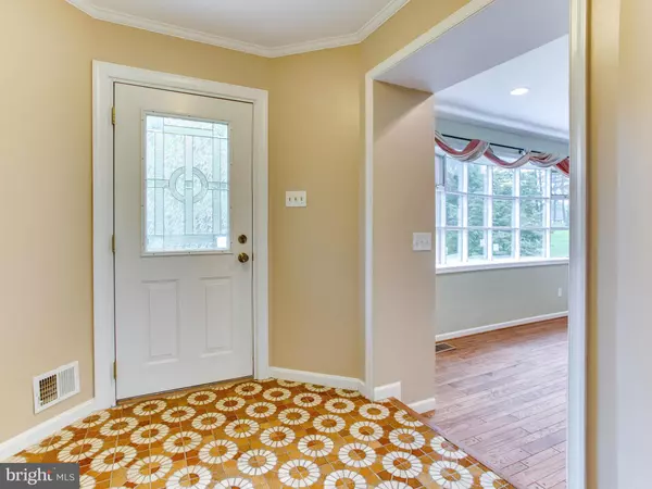 Clifton, VA 20124,11701 AMKIN DR