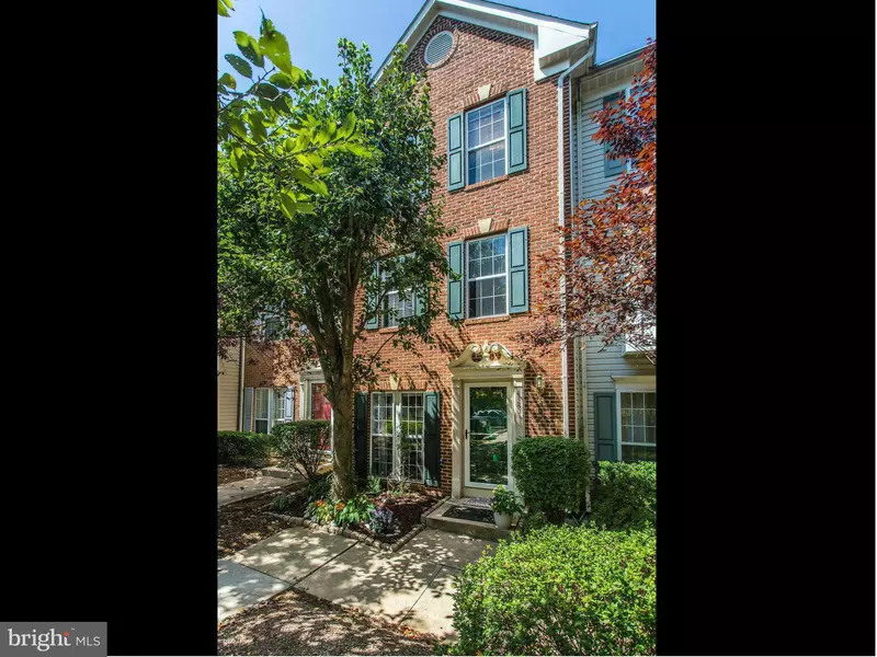 4380 SUTLER HILL SQ, Fairfax, VA 22033