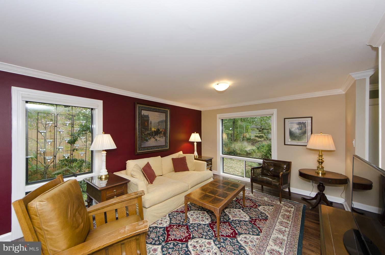Annandale, VA 22003,4416 OSSIAN HALL LN