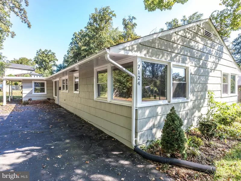 7124 ALGER RD, Falls Church, VA 22042