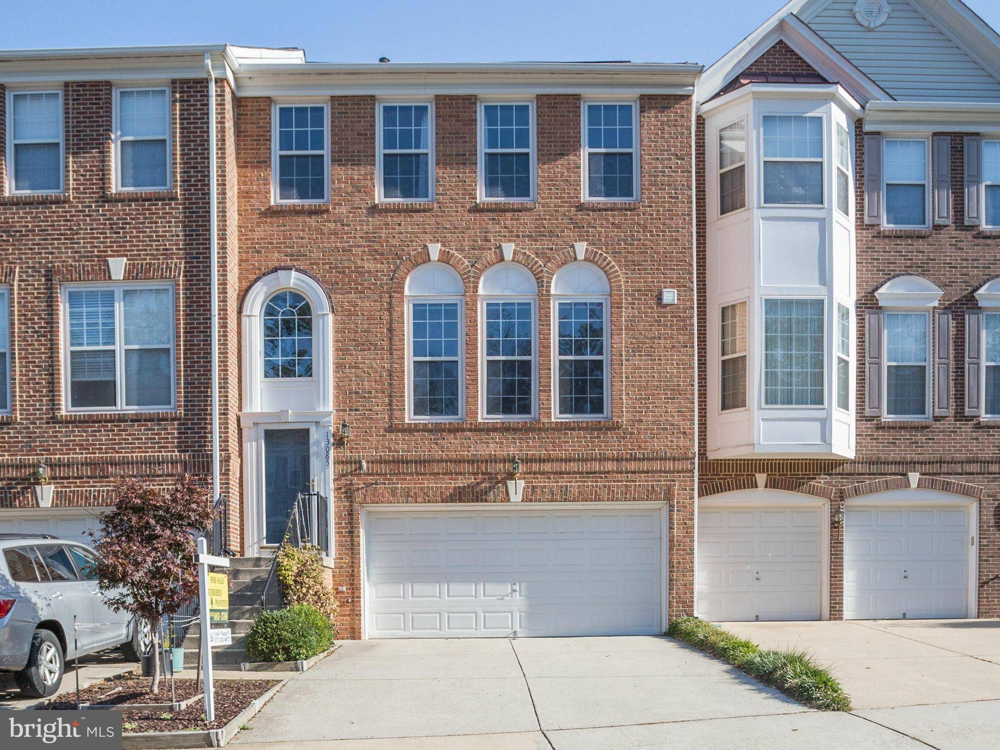 13085 ROSE PETAL CIR, Herndon, VA 20171