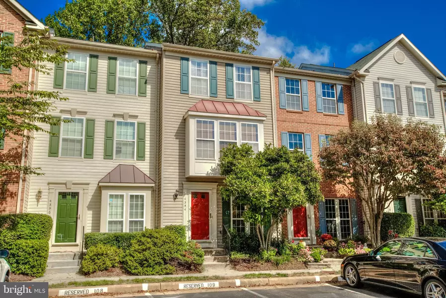 4354 SUTLER HILL SQ, Fairfax, VA 22033