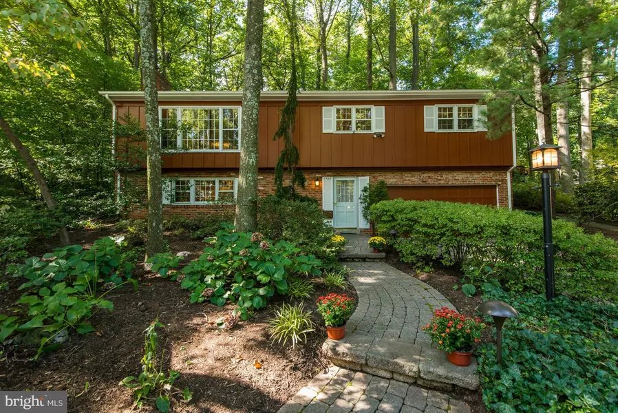 6429 LAKEVIEW DR, Falls Church, VA 22041