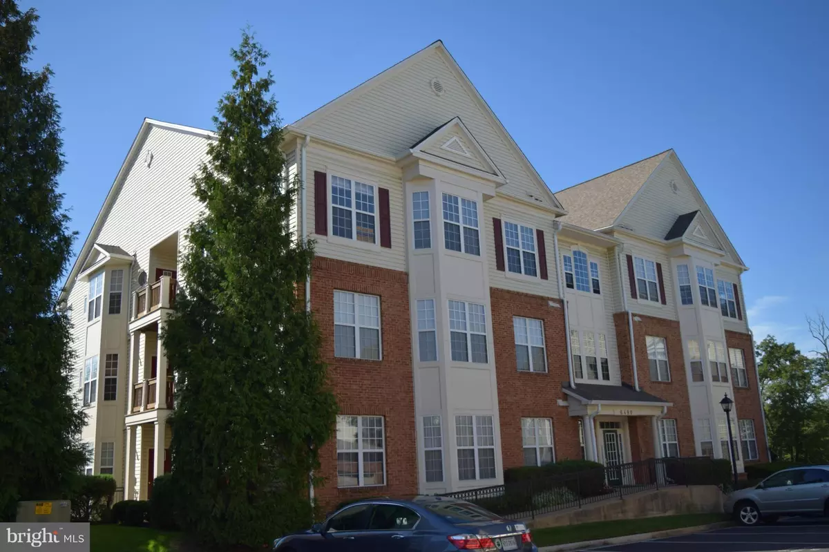 Alexandria, VA 22312,6480 CHEYENNE DR #301