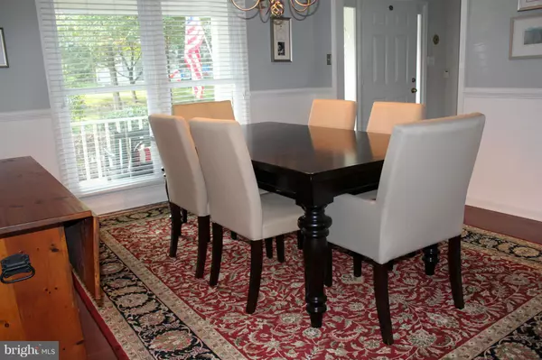 Clifton, VA 20124,13941 STONEFIELD DR