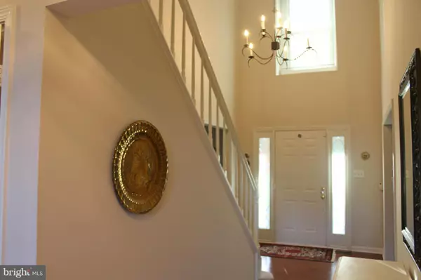 Clifton, VA 20124,13941 STONEFIELD DR