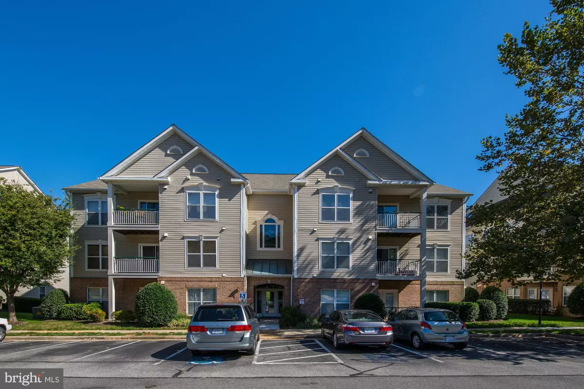 Alexandria, VA 22315,6539 GRANGE LN #304