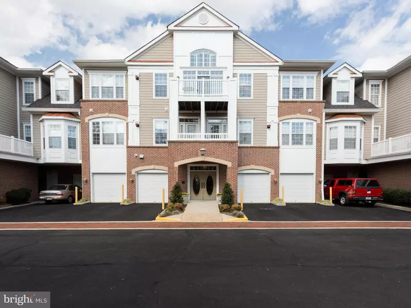 7871 ROLLING WOODS CT #402, Springfield, VA 22152