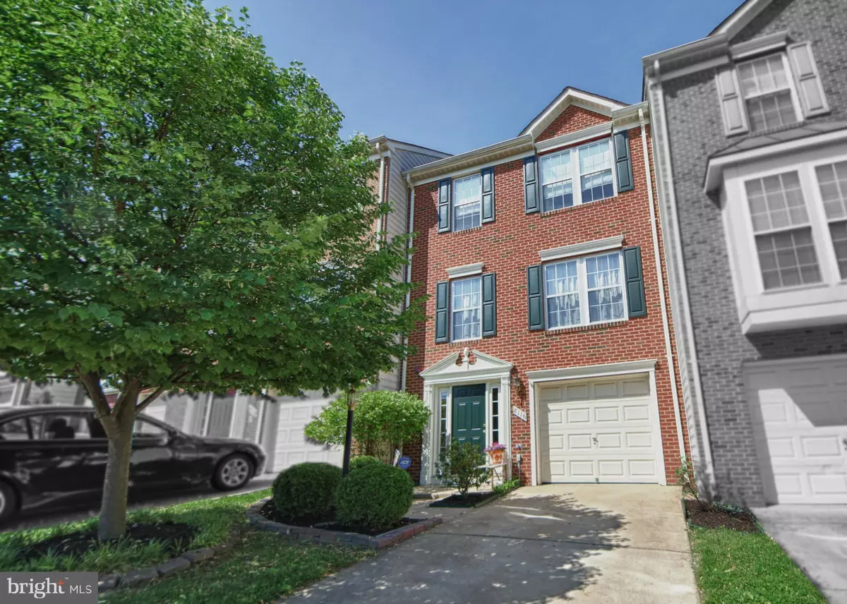 Lorton, VA 22079,8116 HORSESHOE COTTAGE CIR